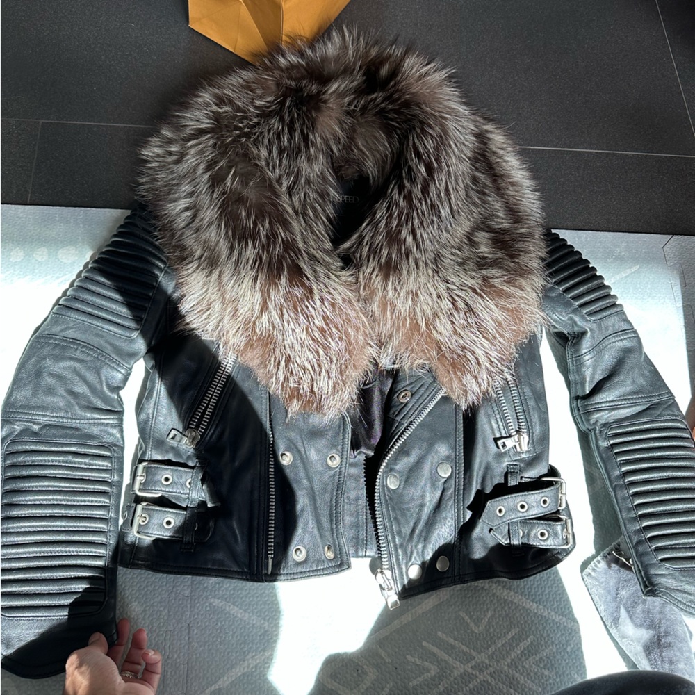 Leather motorcycle jacket with removable fur